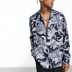 ASOS Design - Tones of blue only.